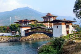 amankora-punakha-dzong